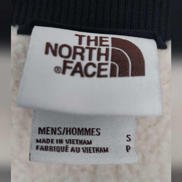 The North Face Navy And White Fleece Lined Quilted Vest Men's Size Small NWT - Picture 3 of 8